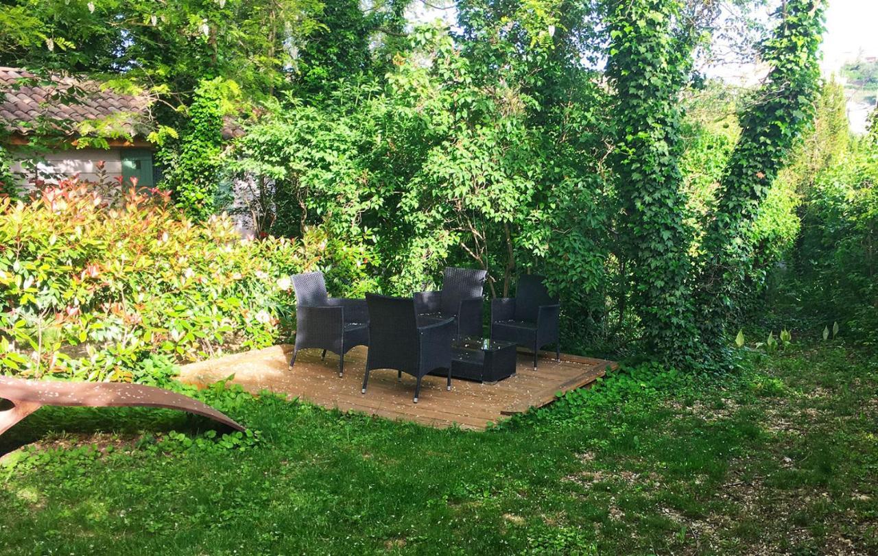 Le Jardin De Celina Bed and Breakfast Valensole Εξωτερικό φωτογραφία