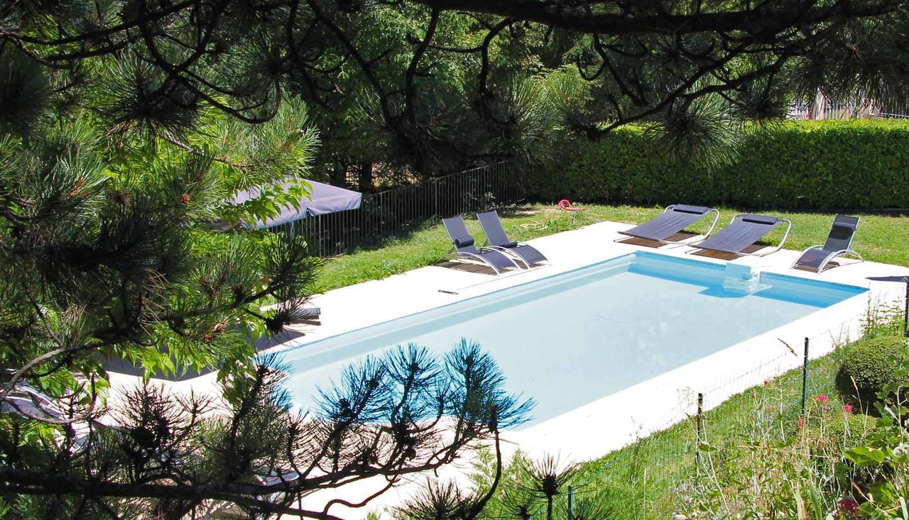 Le Jardin De Celina Bed and Breakfast Valensole Εξωτερικό φωτογραφία